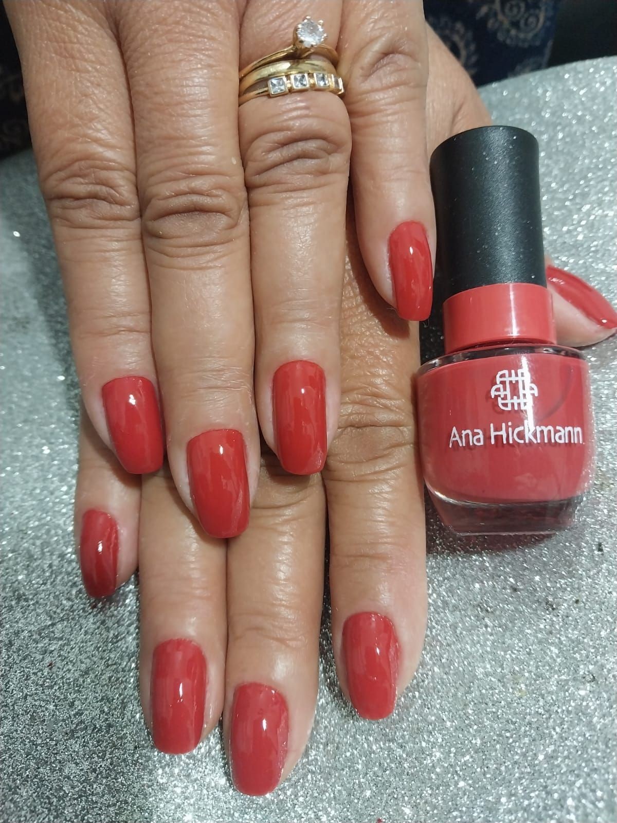 manicure esmalte ana hickmann cutilagem esmaltação